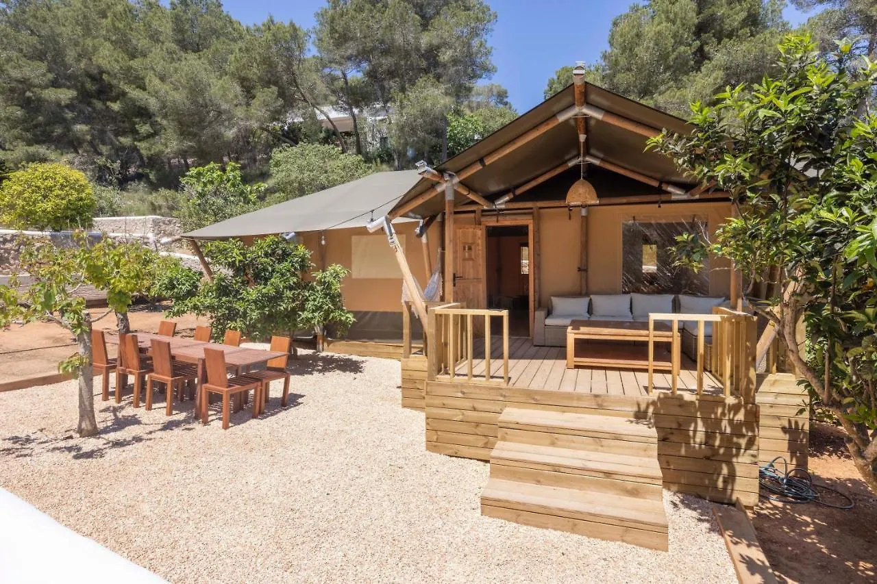 Oasis Villas Complex Cala Llonga