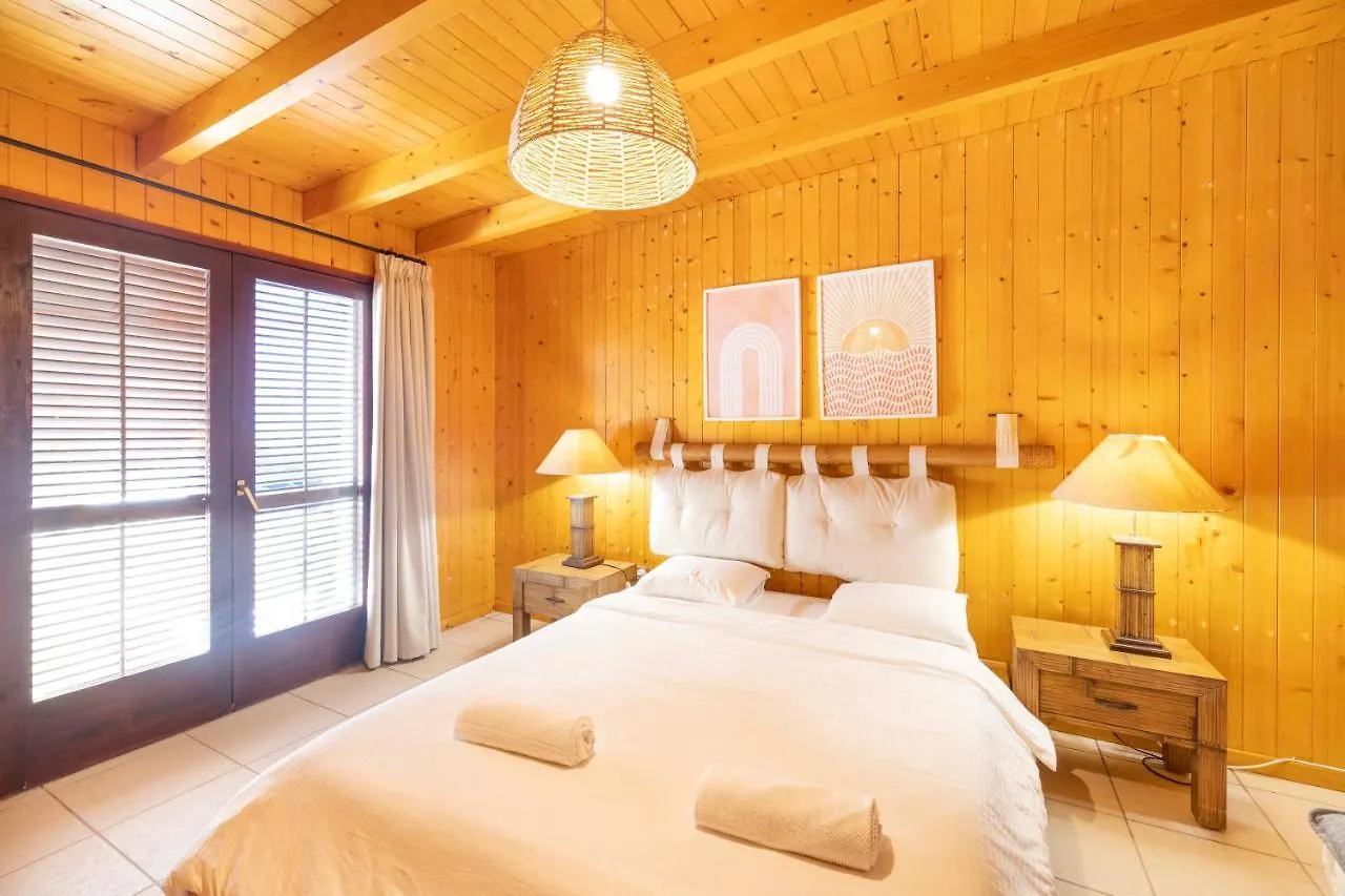 Oasis Villas Complex Cala Llonga