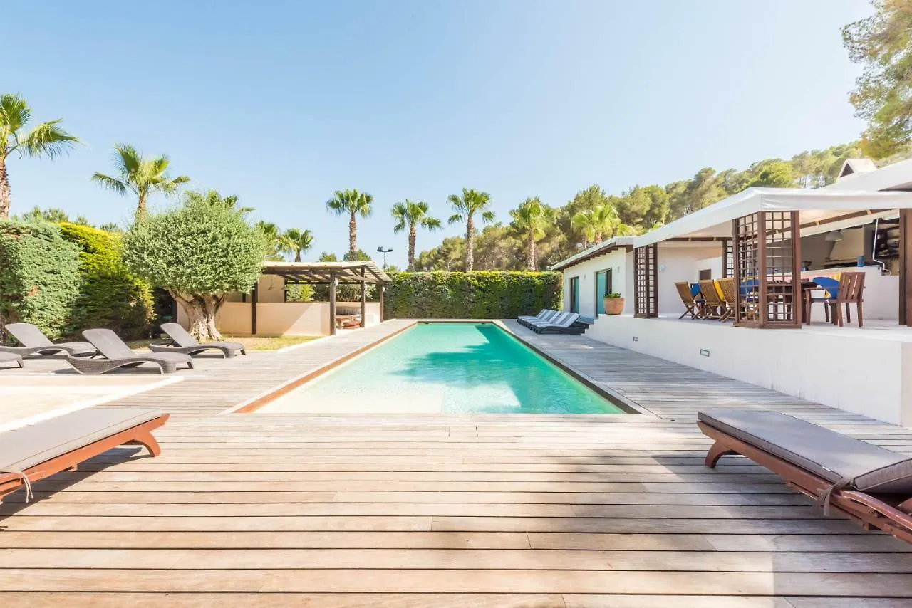 Oasis Villas Complex Cala Llonga