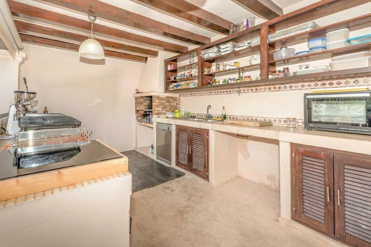 Oasis Villas Complex Cala Llonga